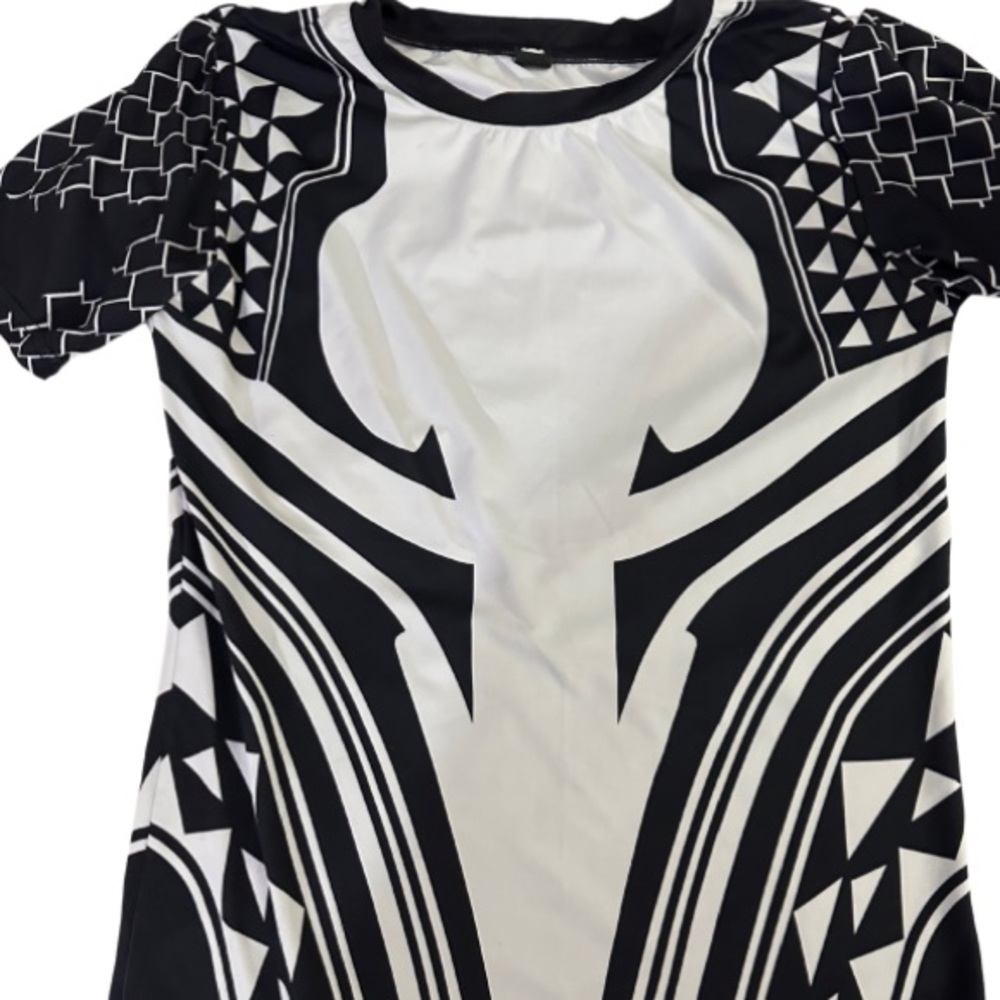 3D Printed Aquaman Compression Shirt Short Sleeves Black & White Boys SZ S